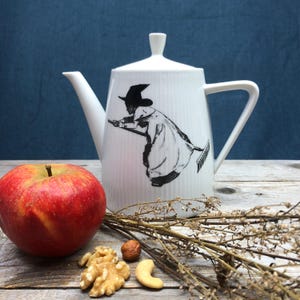 Witch&#39;s teapot, hand-printed vintage porcelain; tableware, home, tea and coffee drinking, gift for friends of magic and sorcery...