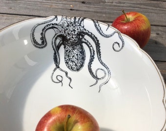 Obst-/Salatschüssel „Pulpo“, handbedruckte Vintage Porzellanschüssel mit Tintenfischmotiv;