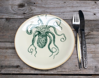 porcelainplate "Octopus", 19cm, vintage with goldrim & handmade print in blue; undewater world and sealife