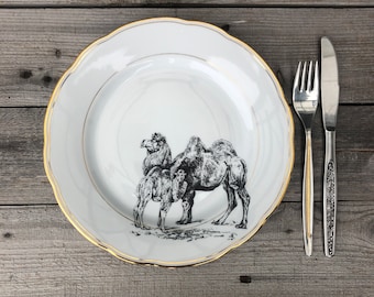 Teller "Kamel", ca. 24cm, handbedrucktes Vintageporzellan mit Goldrand; für Tierfreunde, Servieren, Essen, Schenken, Wände schmücken!