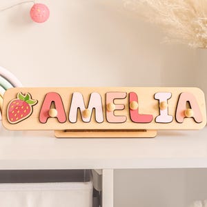Berry Sweet personalisiertes Namenspuzzle, Erdbeere aus Holz Babygeschenk, Montessori Namenspielzeug