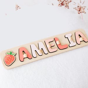 Personalisierte Erdbeer Namen Puzzle. Montessori Holzpuzzle für Kleinkinder. Erstes Geburtstagskind.