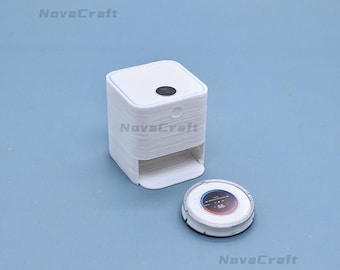 Miniature Robot Vacuum for Dollhouse - 1:12 Scale PLA - Modern Tiny Home Cleaning Accessory