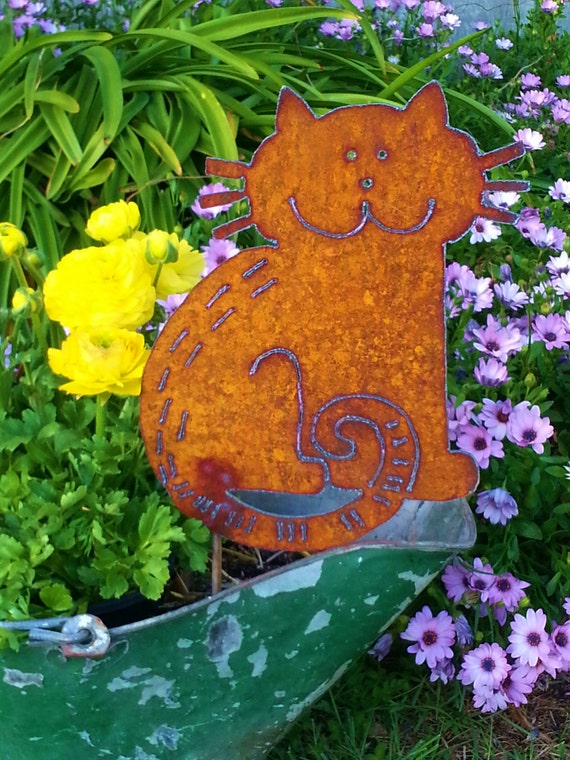 Metal Cat Silhouette Whimsical Metal Art Garden Decor Rusty Yard