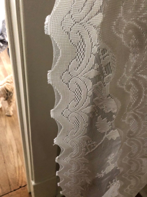 Plus Size Ivory Lace Art Deco Wedding Dress | BoH… - image 7