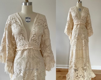 Abito da sposa in pizzo vintage beige cremoso, abito da sposa zingaro, abito in pizzo Boho, abito da sposa a V profondo, abito premaman Boho, abito con maniche a campana