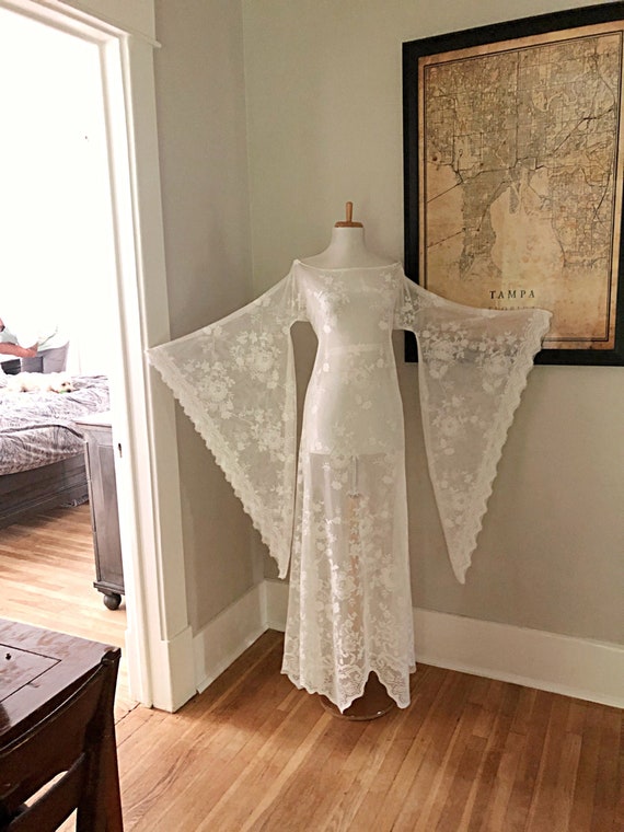 Vintage Lace Wedding Dress | Sheer Cream Lace Wed… - image 2