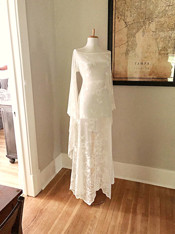 Vintage Lace Wedding Dress | Sheer Cream Lace Wed… - image 4