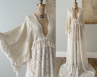 Ivory Vintage Lace Wedding Dress, Plunging,Deep V Wedding Dress,Boho Maternity Dress,Bell Sleeve Dress,Photoshoot Dress,Rustic Wedding Dress