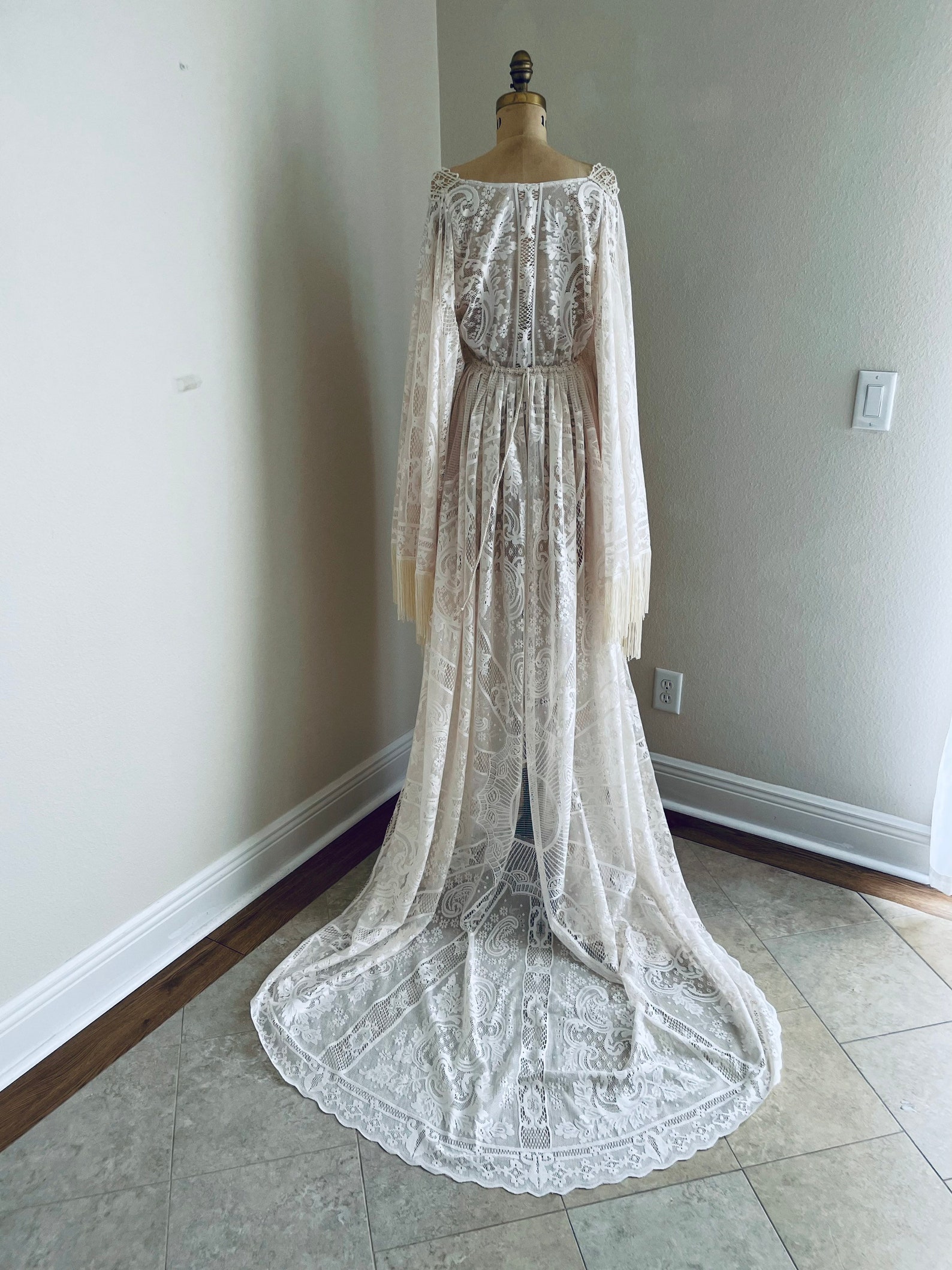 Boho Cream Lace Wedding Dress With Fringe Sleeves Maternity - Etsy