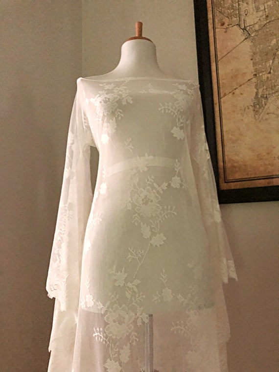 Vintage Lace Wedding Dress | Sheer Cream Lace Wed… - image 10