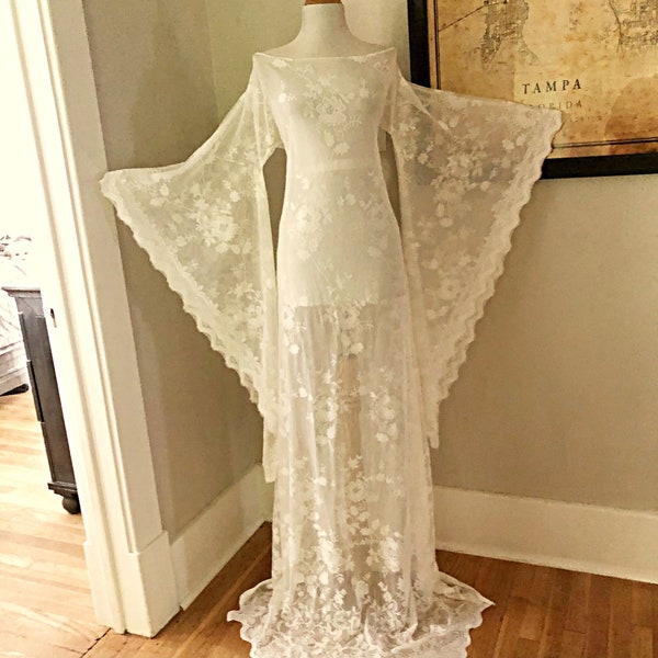 Boho Vintage Lace Wedding Dress, Vintage Cream Lace BoHo Wedding Dress, Photoshoot Dress, Boho Ivory Lace Elopement Dress, Boho Bridal Dress