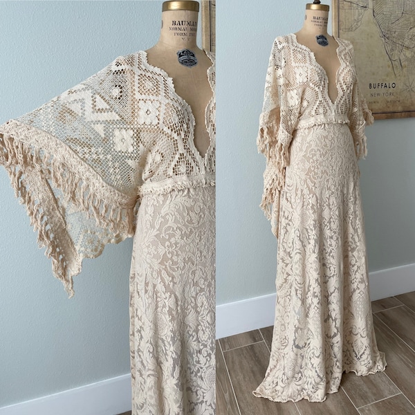 Charming Antique Lace Dress, Photoshoot Dress with Fringe, Bell Angel Sleeve Dress, Maternity Photoshoot Dress, Pregnancy Photoshoot Dress