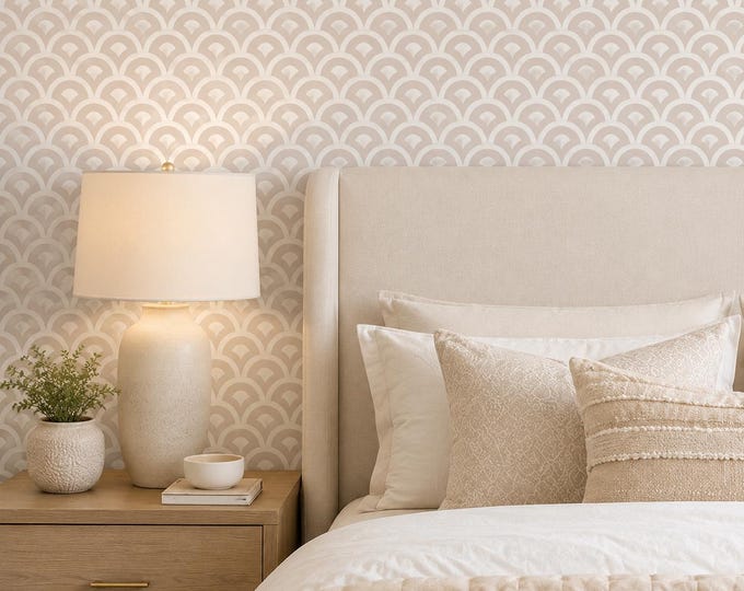 Oyster Wave Scallop Wallpaper, Beige White Art Deco Fan Pattern, Coastal Geometric Wall Decor