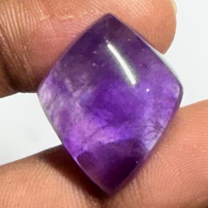 AAA Quality Amethyst Cabochon Gemstone, Semi Precious Gemstone, Loose Gemstone, For Jewelry Making. 33 ct, (26x21x6mm) image 1