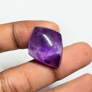 AAA Quality Amethyst Cabochon Gemstone, Semi Precious Gemstone, Loose Gemstone, For Jewelry Making. 33 ct, (26x21x6mm) image 5