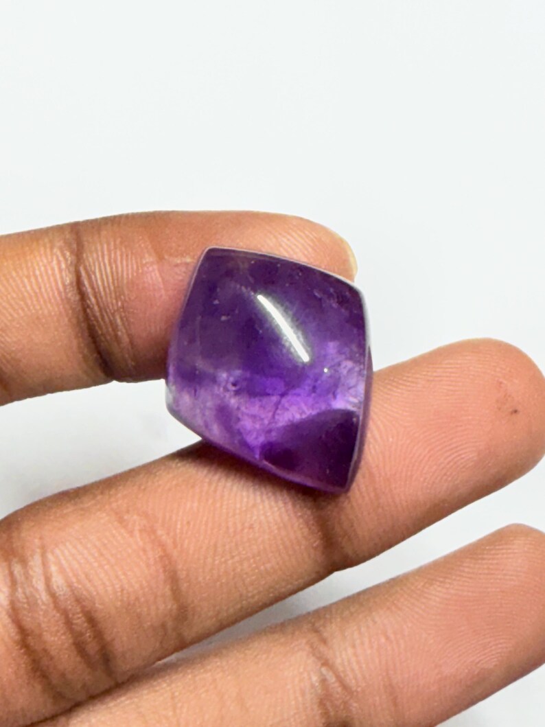 AAA Quality Amethyst Cabochon Gemstone, Semi Precious Gemstone, Loose Gemstone, For Jewelry Making. 33 ct, (26x21x6mm) image 5