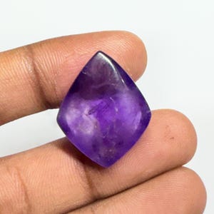 AAA Quality Amethyst Cabochon Gemstone, Semi Precious Gemstone, Loose Gemstone, For Jewelry Making. 33 ct, (26x21x6mm) image 9