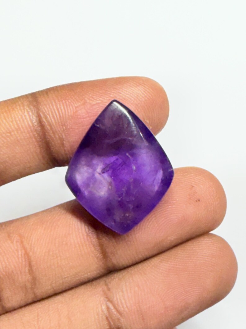 AAA Quality Amethyst Cabochon Gemstone, Semi Precious Gemstone, Loose Gemstone, For Jewelry Making. 33 ct, (26x21x6mm) image 9