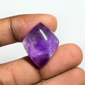 AAA Quality Amethyst Cabochon Gemstone, Semi Precious Gemstone, Loose Gemstone, For Jewelry Making. 33 ct, (26x21x6mm) image 2