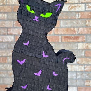 Black Cat Pinata | 24 Inch Halloween Party Piñata | Fillable Pianta