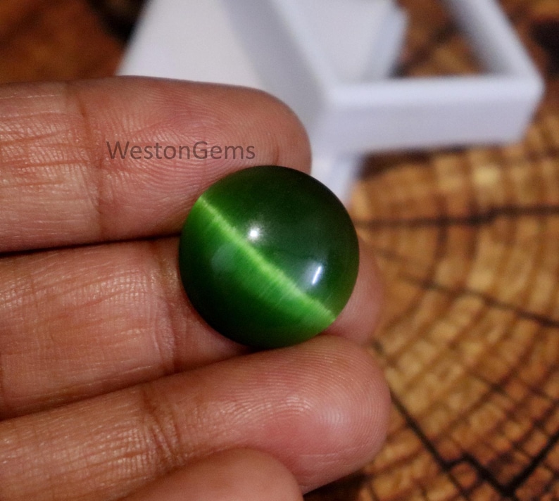 Dark Green Color Cat's Eye Chrysoberyl 100% Natural 11cts Brazil ...