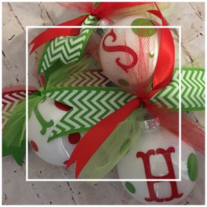 Personalized Christmas Ornaments - Hostess Gift - Bestie Gift - Party Favors - Christmas Balls - Secret Santa Gift - Christmas Swap Gift