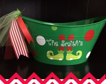 Personalized Christmas Tub - christmas Shoes - Gift Bucket - Candy Holder - Card Holder - Hostess Gift - Santa&#39;s Toymaker
