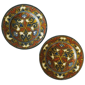 Antique set of hand-painted Rhodian decorative plates, Plateelbakkerij Zuid-Holland, 1920s
