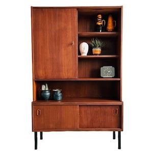 Vintage 50-tals J.E.H.A. dansk designad bokhylla i teak, väggskåp, 1960-tal