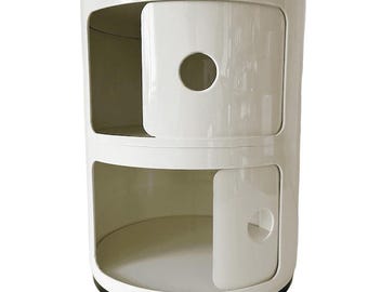 Mobiletto Kartell vintage di metà secolo, stile spaziale, Anna Castelli Ferrieri, anni '70
