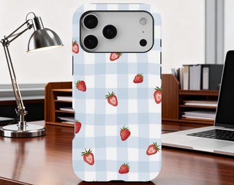 Blau Gingham Erdbeere Handyhülle, Süße Cottagecore Früchte, Weiches Girly Picknick, iPhone 17 16 15 14 13 12 11 Pro Max, Samsung S26 S25