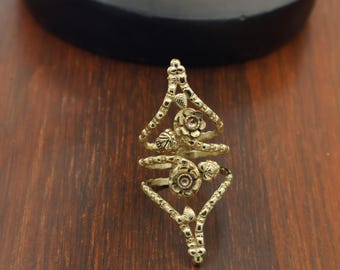 Antique Floral Brass Ring, Adjustable Boho Statement Ring, Vintage Ethnic Jewelry for Women, Handmade Tribal Flower Ring Gift