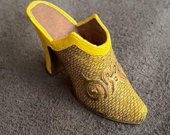 Q.C.O.K. Miniature collectible shoe Quality collectible of Korea