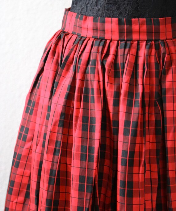 Vintage Holiday MaxI Skirt!