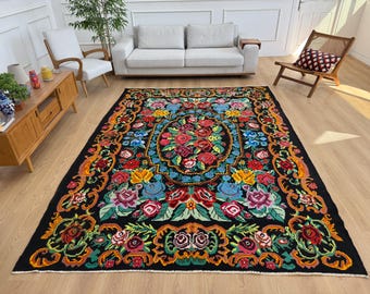 Handmade Moldovian Rose Kilim Rug: Vintage Floral Flatweave, 7x10 Wool Carpet