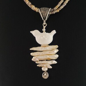FRISKEY handgefertigte Lampwork Glasperlen & Schmuck, Vogel des Friedens Halskette