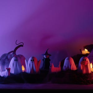 3D Printed Halloween Ghost Figurine: Spooky Desk Decor