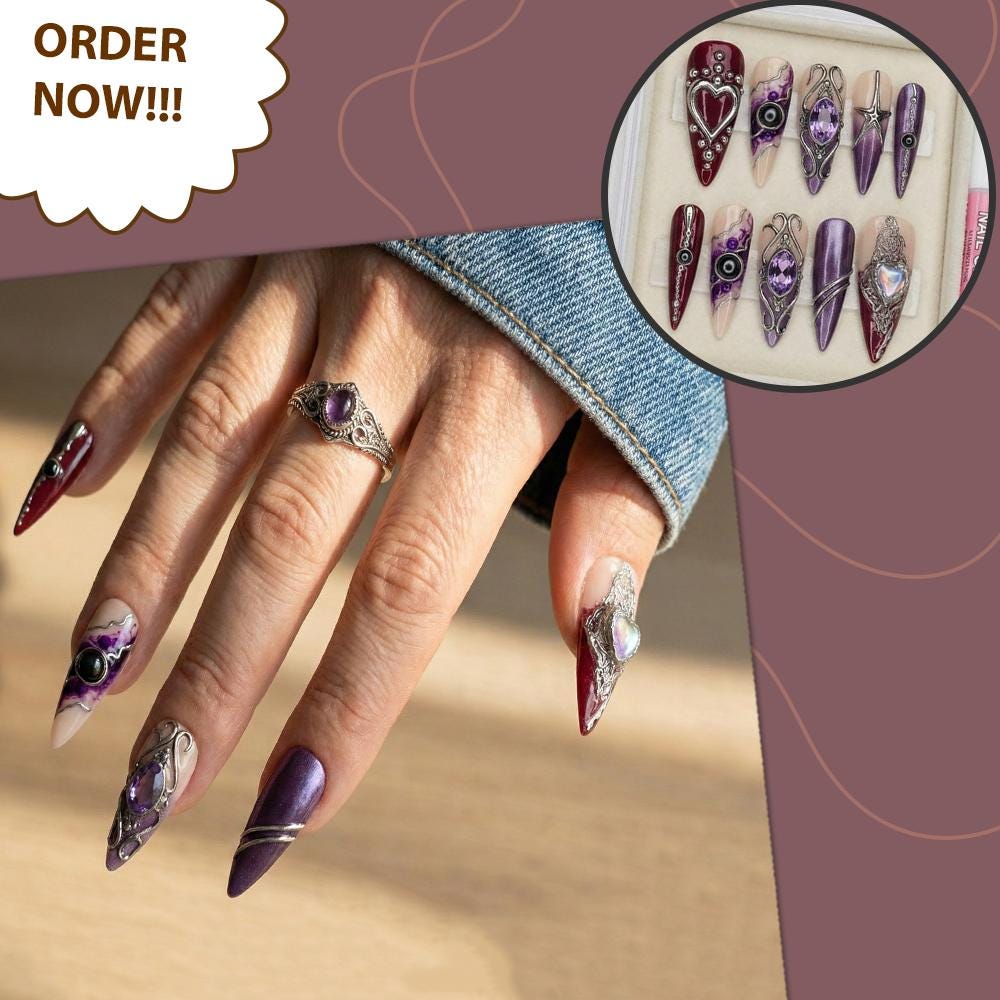 Glitter Nail Art Ideas For Glimmering Festivities : Chrome Snowflake Nails