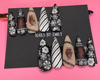 Krampus press on nails