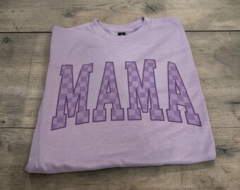 Mama checkered graphic tee