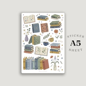 Può includere: Foglio di adesivi A5 con illustrazioni di libri, fiori e una tazza di tè. I libri sono in vari colori, tra cui blu, verde e marrone, con disegni floreali e botanici. Il foglio include anche il testo "Sticker A5 Sheet".