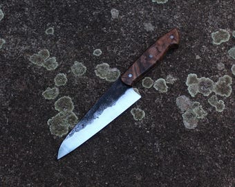 Handgesmeed Japans SK5-koksmes van koolstofstaal 160 mm | Aangepast handvat van Turks walnotenhout - Handgemaakt gehamerd keukengyutomes