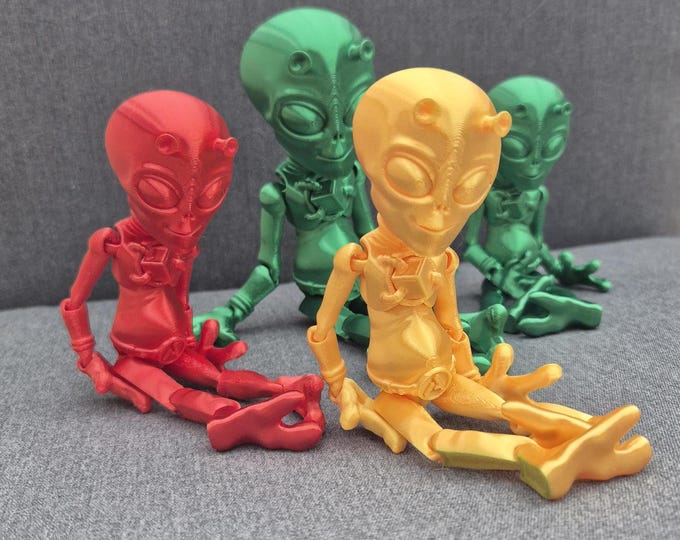 Alien Articulated Fidget Toy | 3D Printed