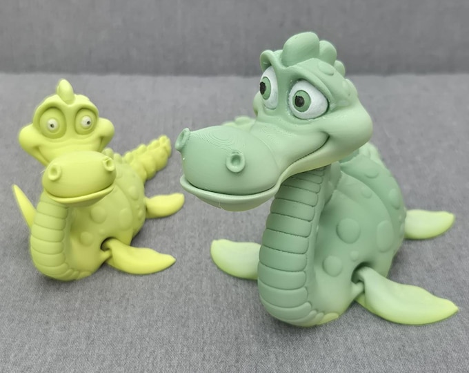 Articulated Loch Ness Monster Toy: 3D Printed Nessie Desk Decor | Fidget