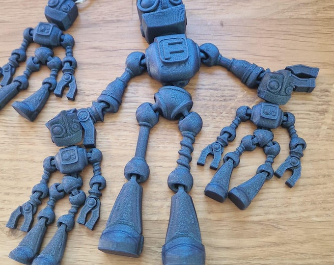 3D Printed Flexible Articulated Posable Friendly Robot