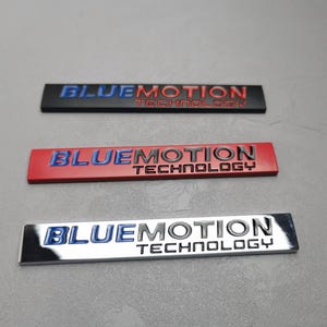 Emblem BlueMotion Technology Noir Rouge Chrome Badge Coffre Hayon 3D Adhesive – 100x15 mm