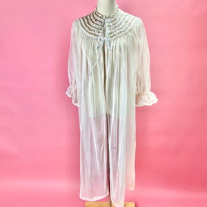1950’s Ruffle Sheer Robe Nightie