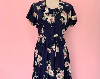 1940's Navy Blue Rayon Daisy Print Dress Size Small