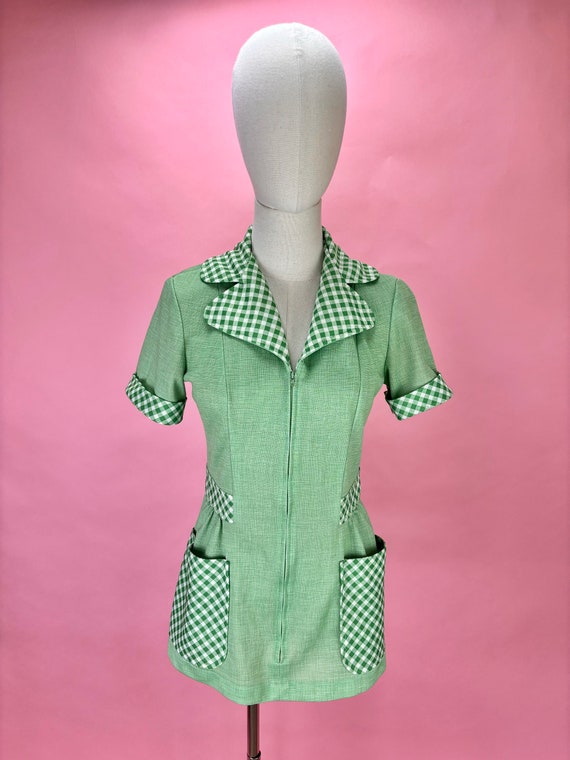 1970’s Gingham Polyester Zipper Front Tunic Blouse